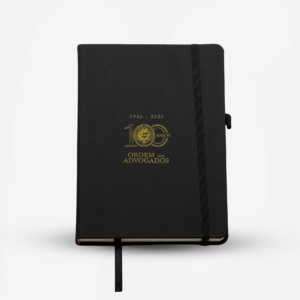 Caderno capa preta 100 anos, com fita em preto